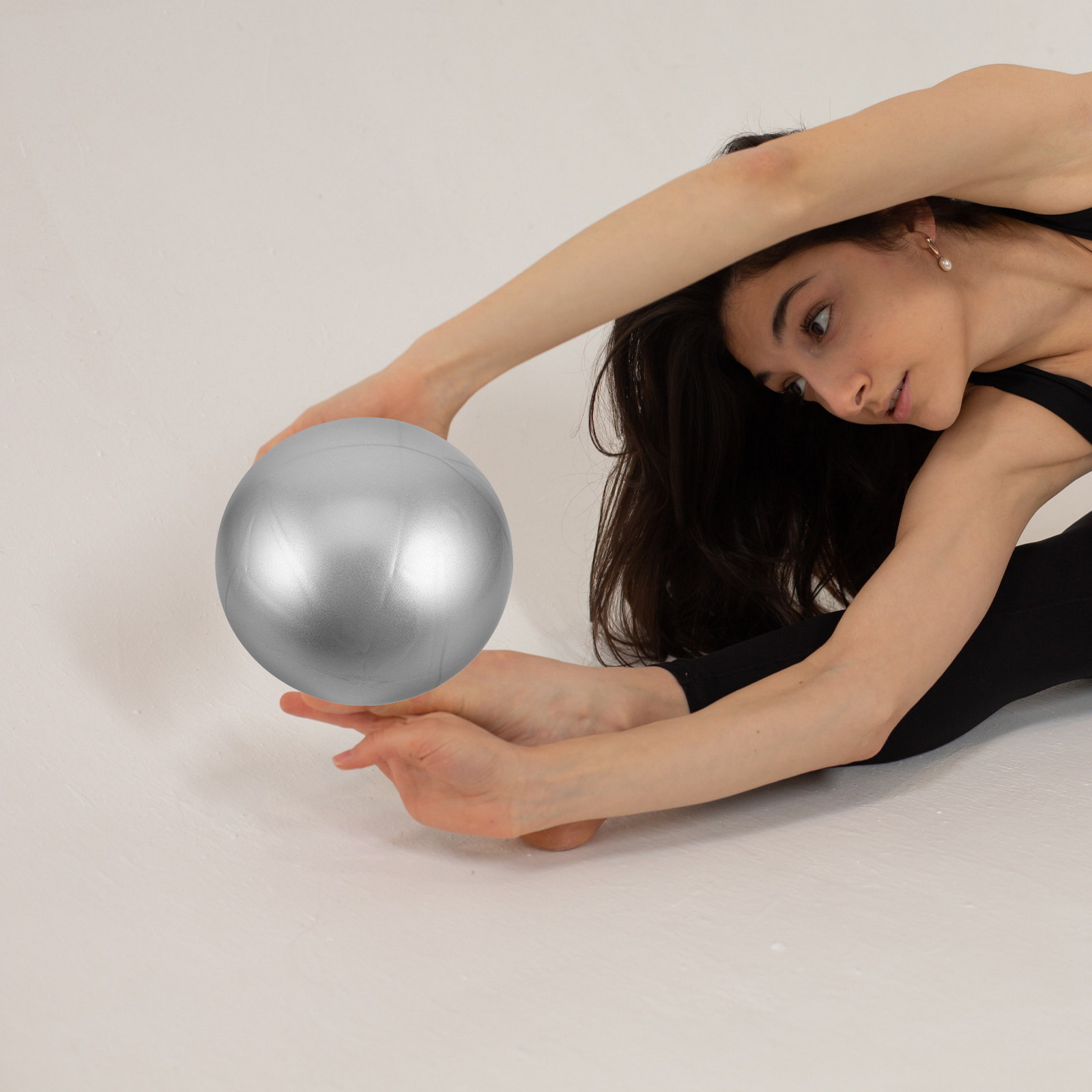 Piłka do pilatesu 25 cm, mini  – Pilates Yoga Ball Exercises recenzja i cena